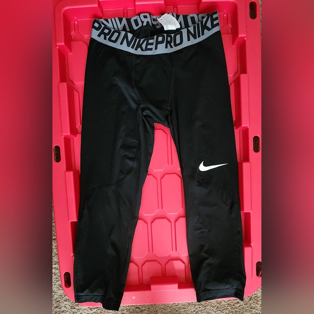 Nike -adult Black Athletic Bottoms